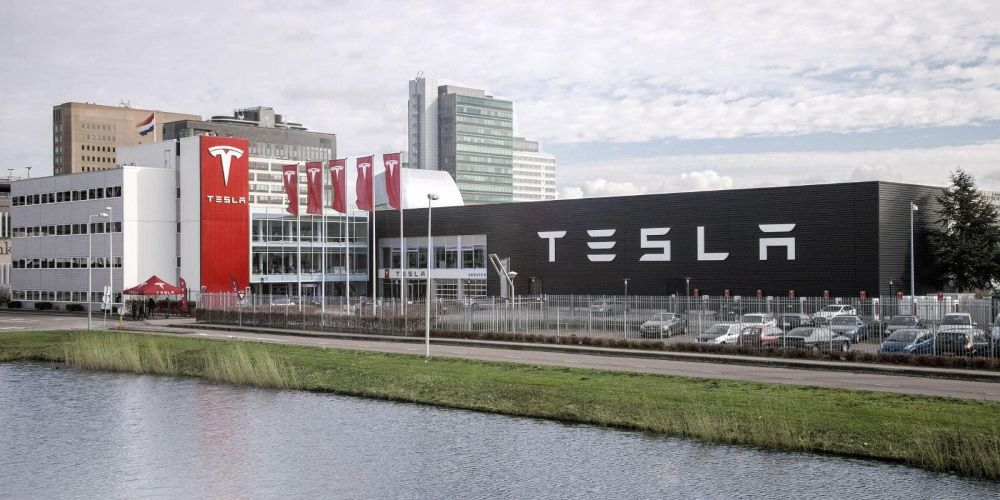 Elon Musk Shakes Up Tesla Workforce: 500 Laid Off in Surprise Supercharger Team