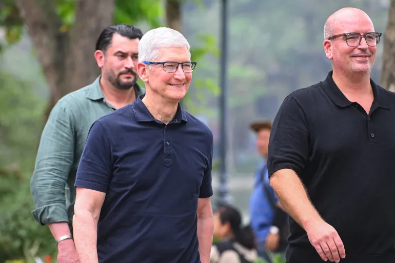 Apple CEO Tim Cook Bullish on Asia After Regional Visit