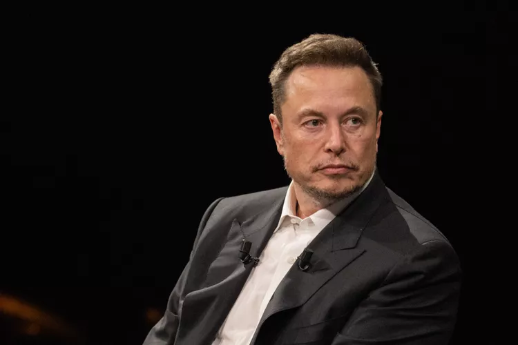 Musk Plans World’s Biggest Supercomputer