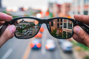 Smart Glasses Ban vs. Always-On Recording Leak